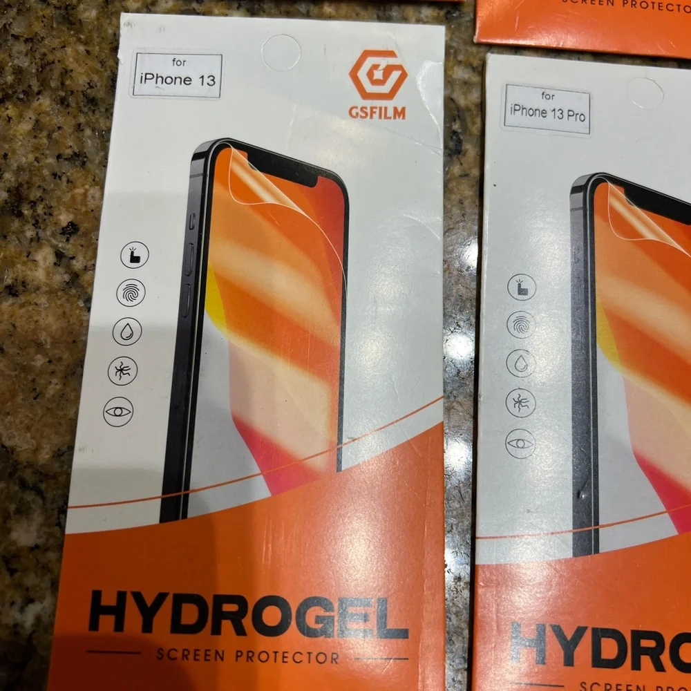 IPHONE 13 PRO HYDROGEL SCREEN PROTECTOR
